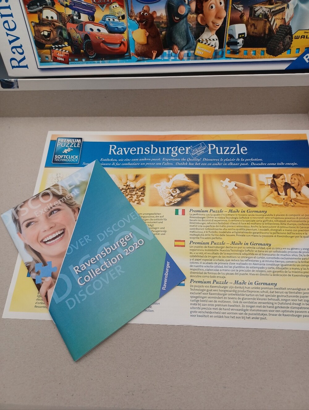 Ravensburger Disney Pixar Movies Puzzle Complete - Picture 11 of 12